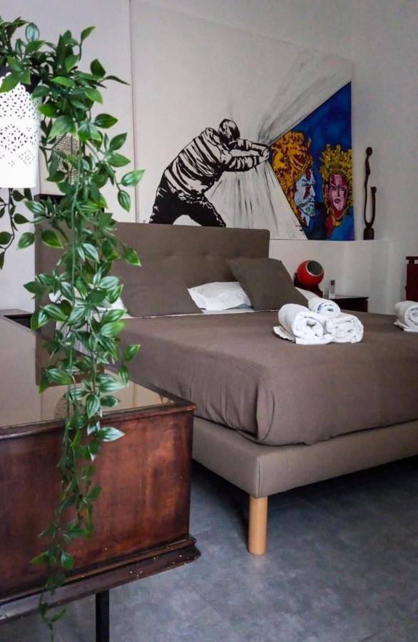 Mr Square Apartment カターニア エクステリア 写真